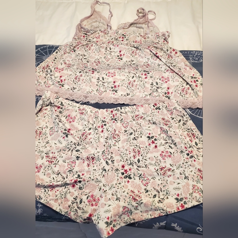 Laura Ashley Pink and White Floral Pajama Set - Picture 2 of 4